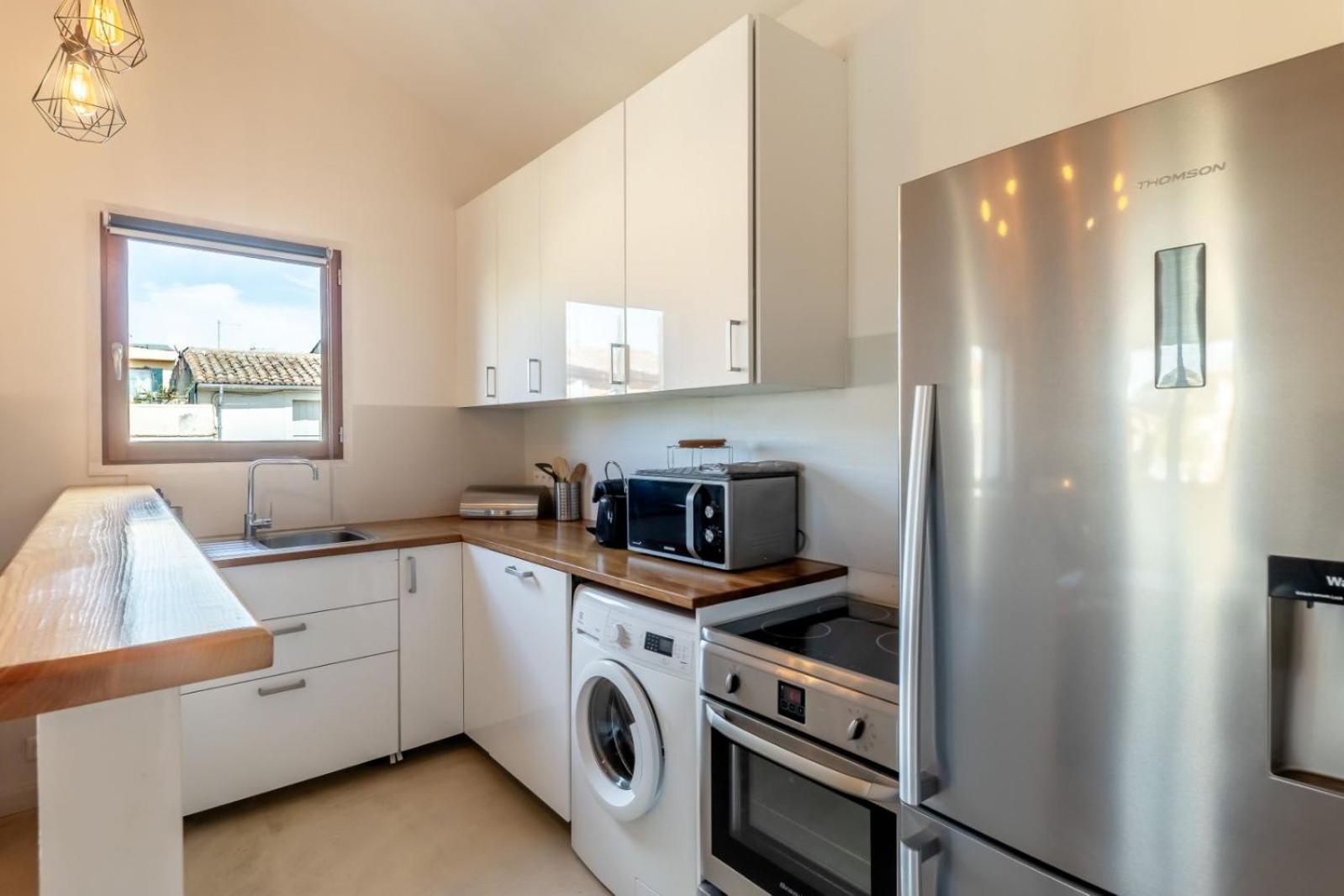 Olive- Vaste Appartement Donnant Sur La Sorgue L'Isle-sur-la-Sorgue Bagian luar foto