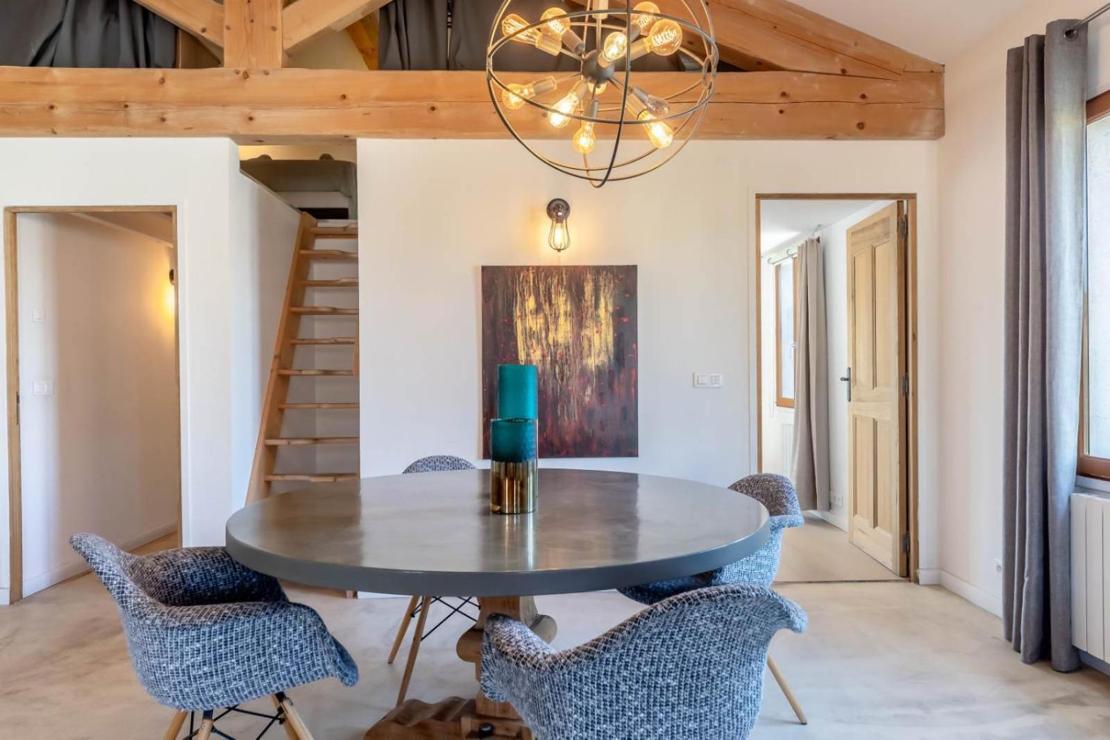 Olive- Vaste Appartement Donnant Sur La Sorgue L'Isle-sur-la-Sorgue Bagian luar foto
